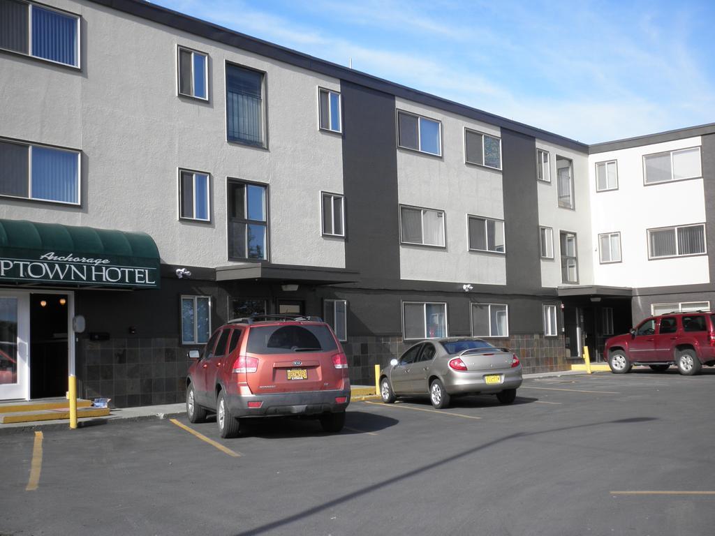 Anchorage Uptown Suites Exterior photo